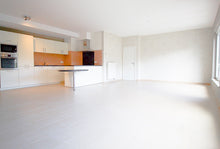 Charger l'image dans la galerie, " vendu " A vendre appartement 3 chambres "Les jardins de la reine" faire offre à partir de