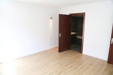 Charger l'image dans la galerie, " Loué " MAISON 2 CHAMBRES + PETIT BUREAU/CHAMBRE TOURNAI