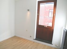 Charger l'image dans la galerie, " Loué " MAISON 2 CHAMBRES + PETIT BUREAU/CHAMBRE TOURNAI