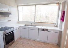 Charger l'image dans la galerie, (vendu) 2 APPARTEMENTS 2 CHAMBRES RESIDENCE ROI SOLEIL (TOURNAI)