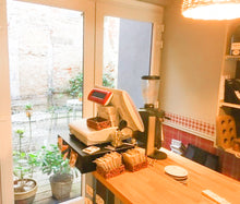 Charger l'image dans la galerie, (loué) A LOUER ATH COMMERCE DE DÉGUSTATION ET DE VENTE DE THÉ...( adresse sur demande )