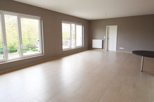 Charger l'image dans la galerie, " vendu " A vendre appartement 3 chambres "Les jardins de la reine" faire offre à partir de