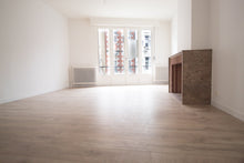 Charger l'image dans la galerie, ( déjà loué ) APPARTEMENT 1 CHAMBRE TOURNAI (centre)