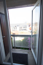 Charger l'image dans la galerie, (vendu) 2 APPARTEMENTS 2 CHAMBRES RESIDENCE ROI SOLEIL (TOURNAI)